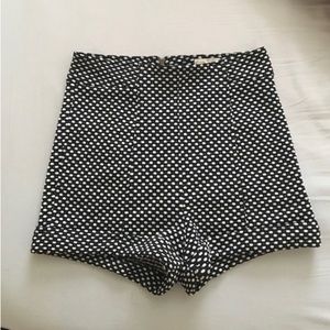 Polka dot short